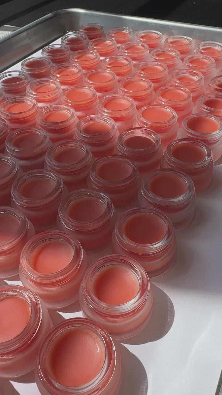 Sleeping Lip Mask with Lanolin and Castor Oil